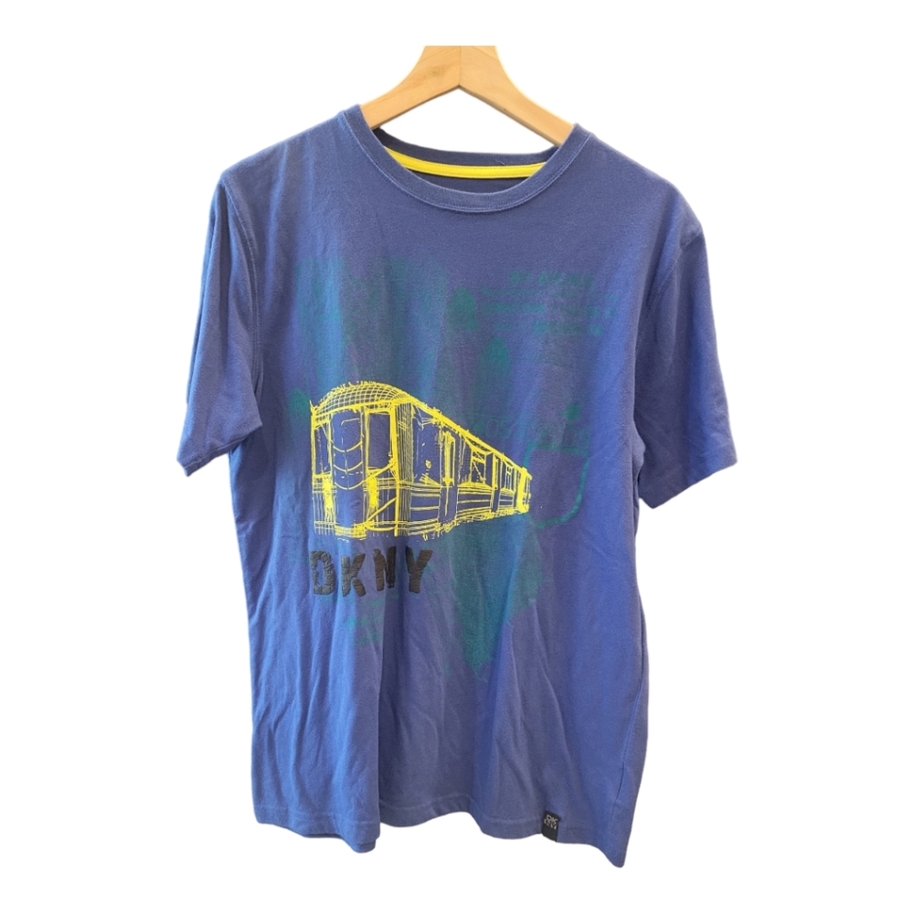 DKNY boys‎ tshirt size XL